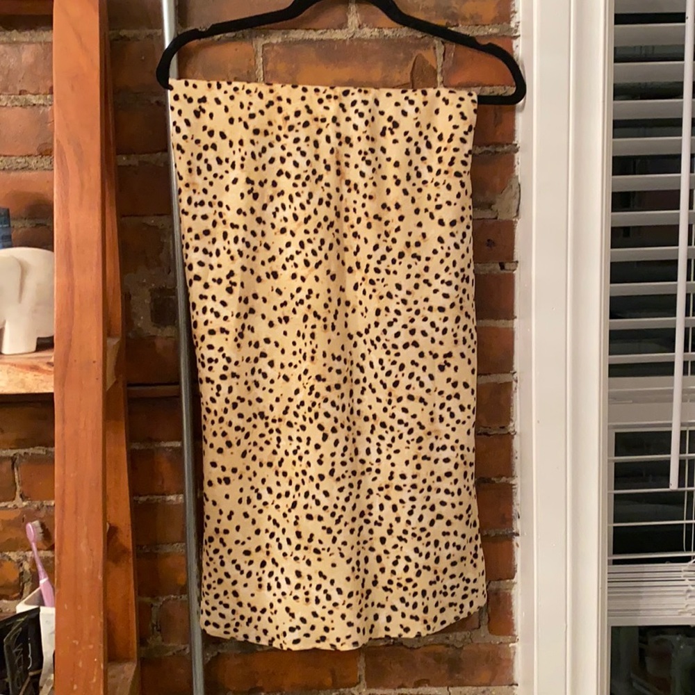 Leopard midi skirt